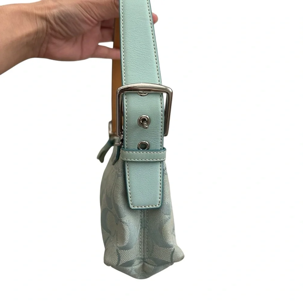 RARE 00s Y2K Coach Hampton Light Powder Blue monogram purse shoulder bag - Picture 2 of 3